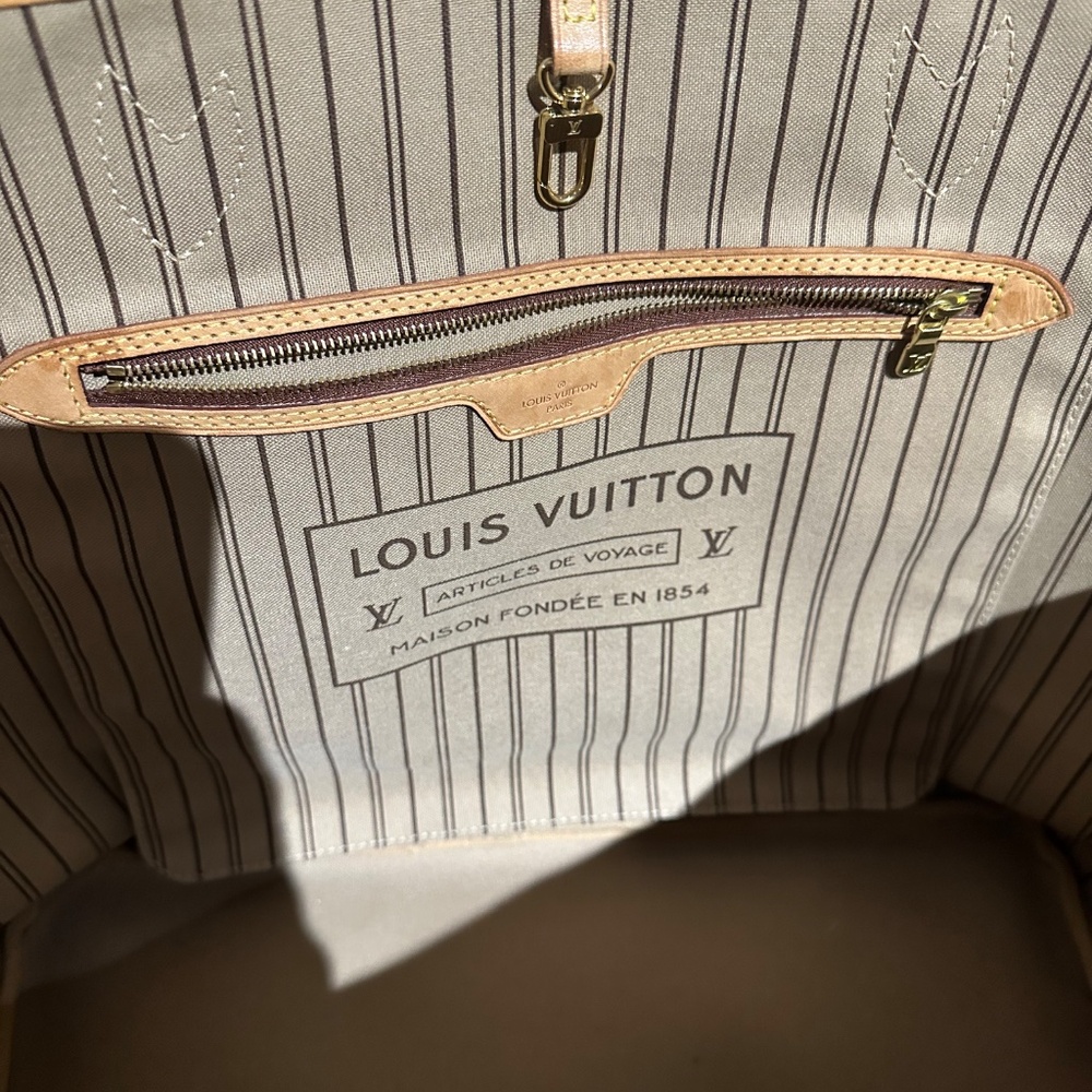 Louis Vuitton Neverfull GM - Picture 10 of 16